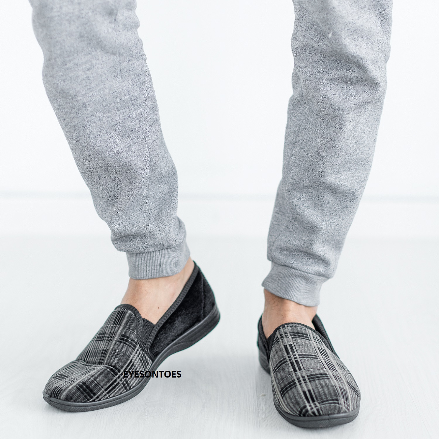 mens hard sole flip flops